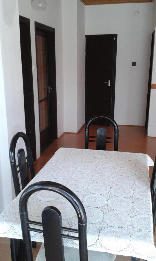 Hutter Vendeghaz Hotel Szántód Buitenkant foto