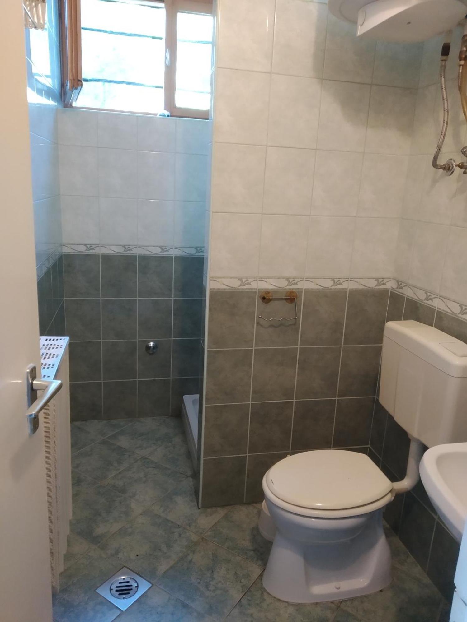 Hutter Vendeghaz Hotel Szántód Buitenkant foto